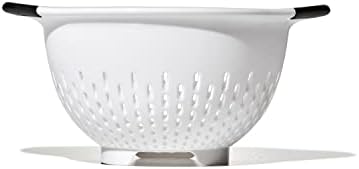 OXO Good Grips Plastic Strainer - 3 Qt Capacity - Image 3