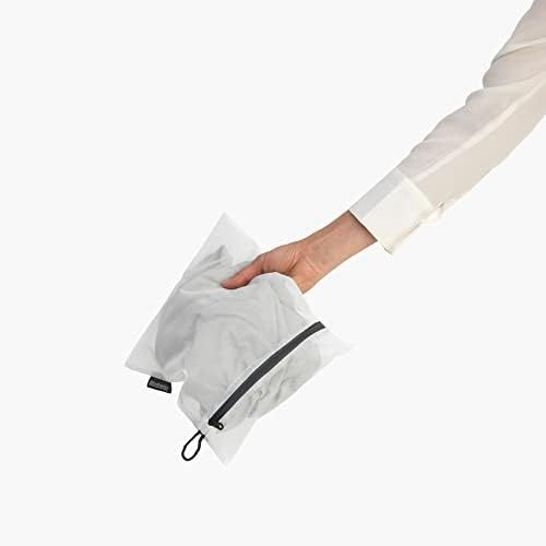 Brabantia 3-Pack Mesh Zip Up Laundry Bags - Image 6