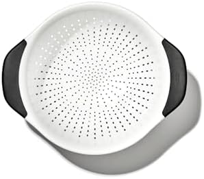 OXO Good Grips Plastic Strainer - 3 Qt Capacity - Image 2