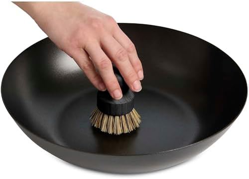 Helen’s Asian Kitchen Wok and Cast Iron Scrub Brush, Natural Stiff-Union - Image 4