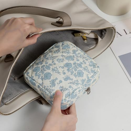 RSRSLEII 2Pcs Quilted Cotton Makeup Bag Set, 21 Blue Flowers Set - Image 6