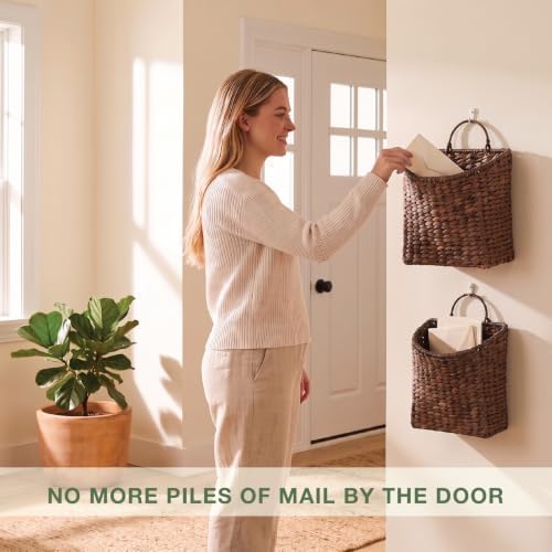 84ECO Set of 2 Brown Wicker Hanging Baskets - Image 2