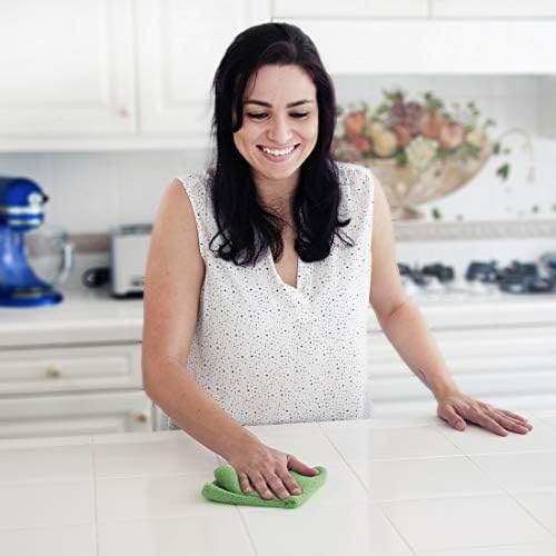 CleanAide Ultra-Absorbent 300 GSM Microfiber Towels - Image 5