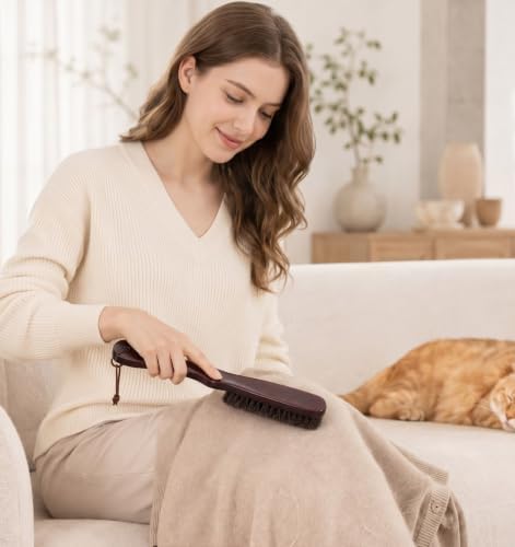 Lint Brush for Clothes, Clothes Brush Single Piece Portable - Image 6