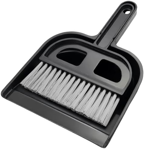 Mini Dustpan and Brush Set by LNQ+LUNIQI