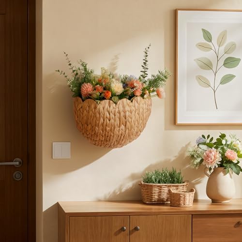 iEGrow Wicker Wall Basket, Scalloped Wall Basket Natural Water Hyacinth - Image 6