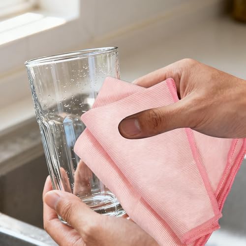 Microfiber Glass Cleaning and Polishing Cloth, Lint Free, 15.7 x 15.7 Inch - Image 4