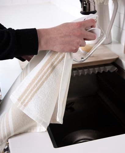 All-Clad Dual-Purpose Kitchen Towels: Highly Absorbent - Image 4