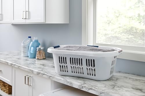 Rubbermaid Large Hip-Hugger Laundry Basket/Hamper, 1.5-Bushel, Stackable - Image 4