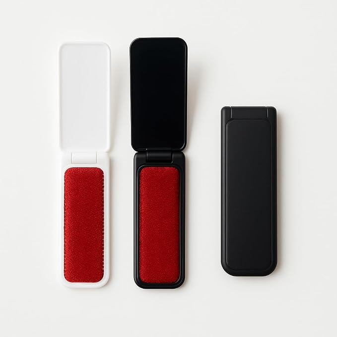 4Pcs Reusable Velvet Lint Brush by Flohayo