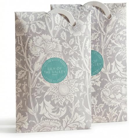 The Master Herbalist Scented Wardrobe Freshener Sachets in a William Morris by TheMasterHerbalist
