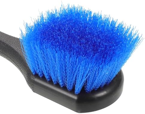 Cleaning Brush with Ergonomic Handle and Multi-Purpose Functionality - Image 3