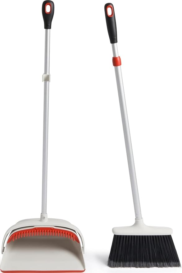 OXO Large Upright Sweep Set, 8.5" by Unknown