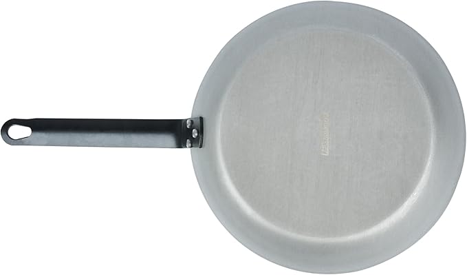 Restaurantware Fry Pan 1 Pack of 10.2 Inches Carbon Steel Non-Stick Searing Pan With Ergonomic Handle Silver For Sauteing and Omelets