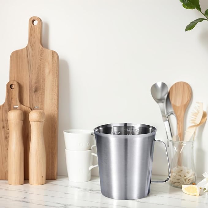 KSENDALO 32Ounces Stainless Measuring Cup (1.0 Liter) with Silicone 16Oz Measuring Cup Set, 304 Stainless Measuring Cup Stainless Pitcher with Marking with Handle (1000ML&500ML)