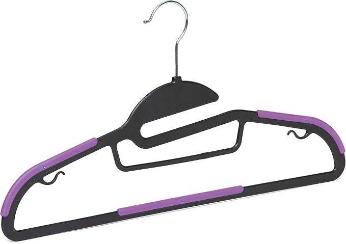 Amazon Basics Space Saving Non-Slip Rubber Coated Plastic Hangers - Image 3