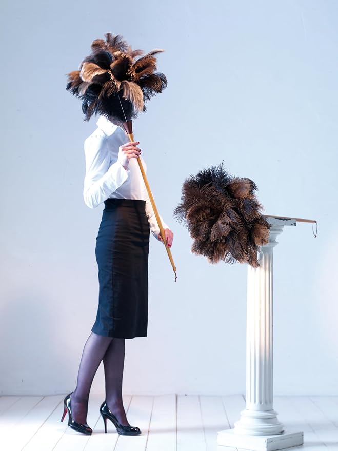 Redecker Premium Ostrich Feather Duster – 43-Inch Waxed Beechwood Handle - Image 2