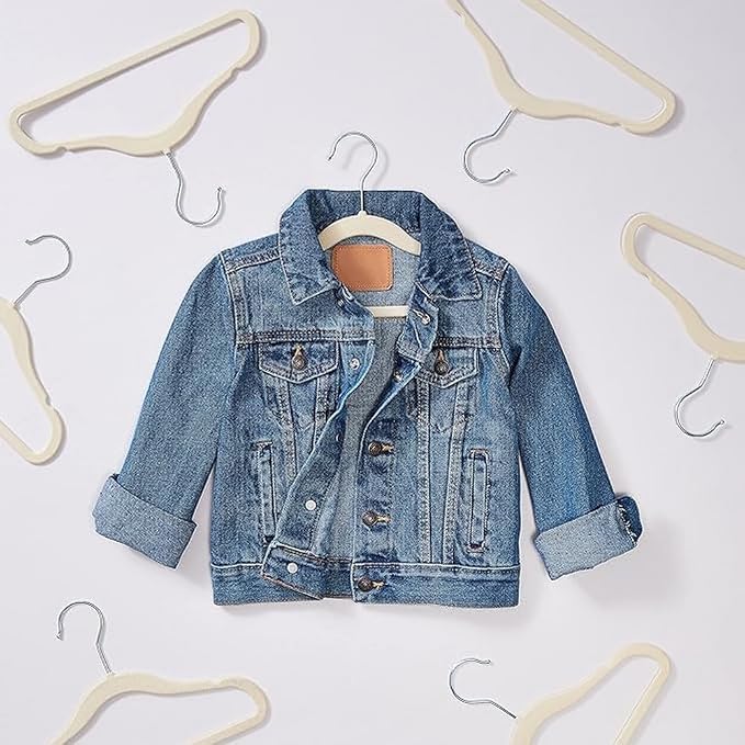 Amazon Basics Kids Space Saving Velvet Non-Slip Clothes Hangers - Image 3