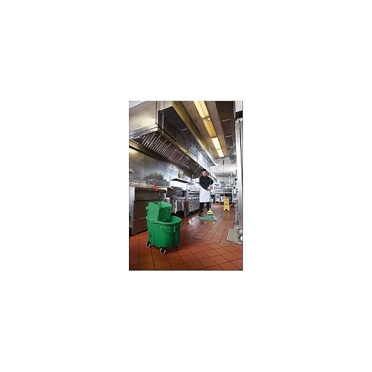 Rubbermaid Commercial Products WaveBrake 35 QT Side-Press Mop Bucket and - Image 4