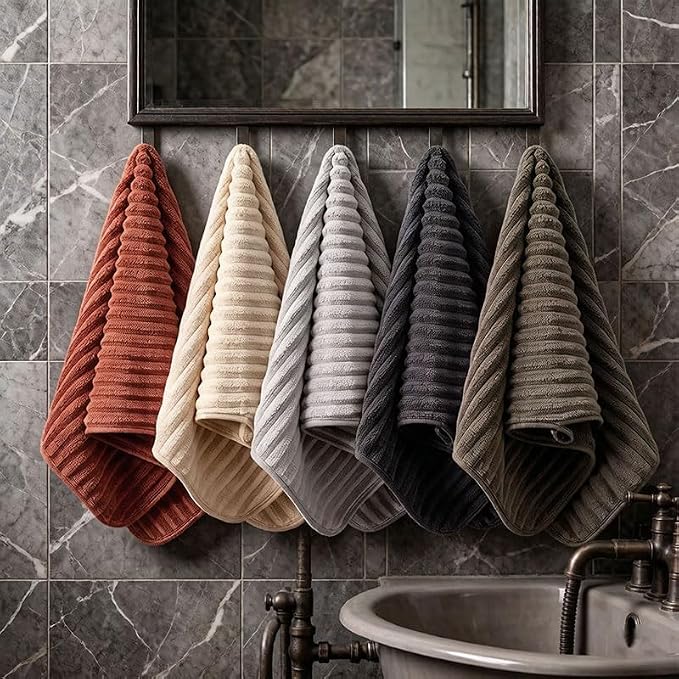 Luxury 3-Piece Quick-Dry Bath Towel Set – Ultra Soft Microfiber Towels | Hand - Image 4