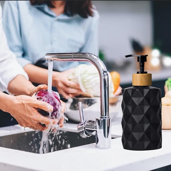 YYTSGG Black Glass Soap Dispenser Set - Image 6