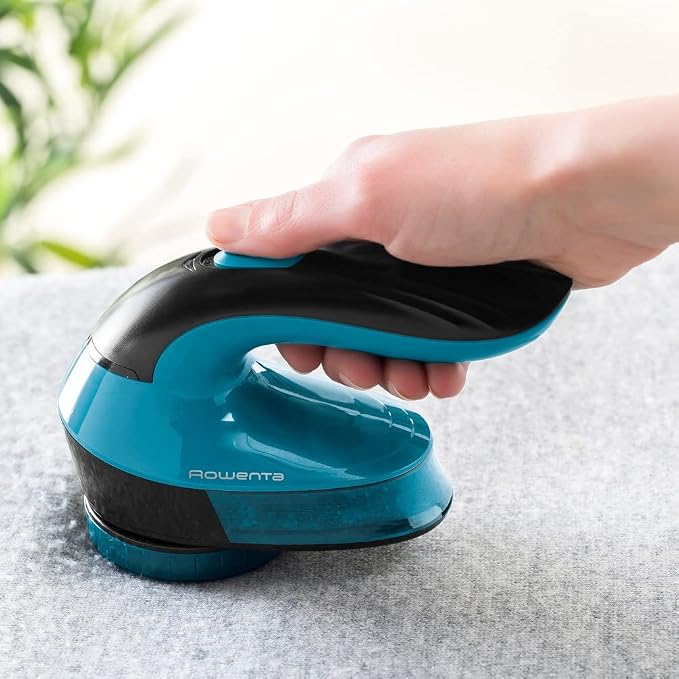 Rowenta JA1011 Portable Lint Remover Shaver - Image 2