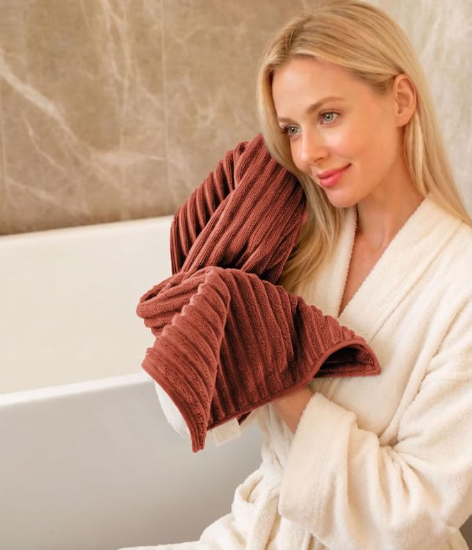 Luxury 3-Piece Quick-Dry Bath Towel Set – Ultra Soft Microfiber Towels | Hand - Image 3