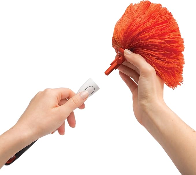 OXO Good Grips Microfiber Delicate Duster | Traps dust without chemicals - Image 2