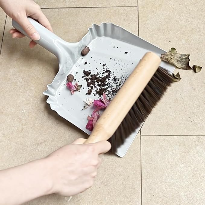 Metal Dust Pan and Brush Set Heavy Duty - Image 4