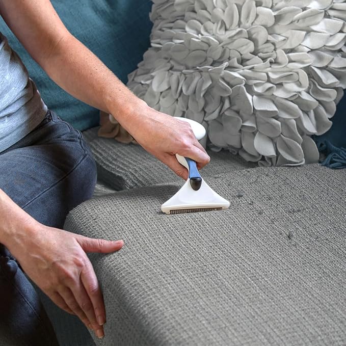 Battery-Free 4-in-1 Fabric Shaver & Lint Brush | Ultimate Fuzz Remover | - Image 4