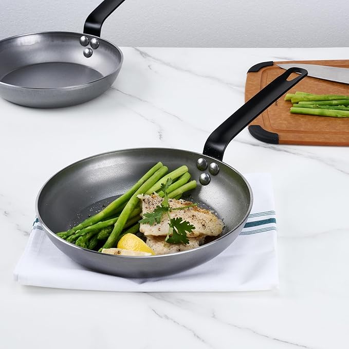 Restaurantware Fry Pan 1 Pack of 9.4 Inches Carbon Steel Non-Stick Searing Pan With Ergonomic Handle Silver For Sauteing and Omelets