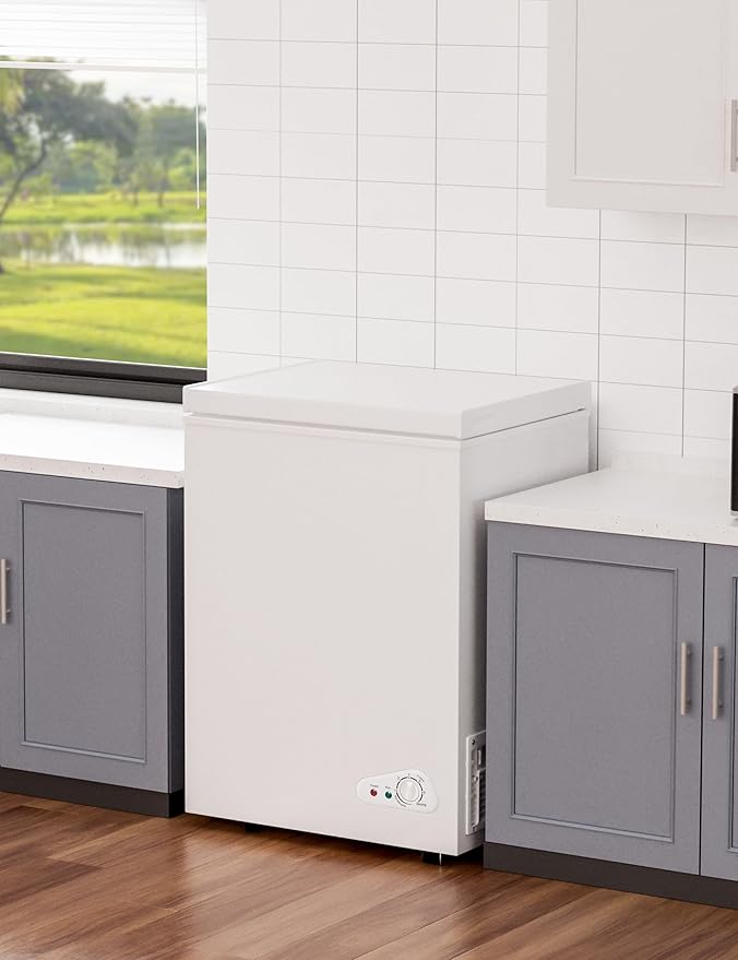 5.0 Cu.Ft Chest Deep Freezer with 2 Removable Baskets, Energy Efficient (0.41kWh/24H), <40dB Ultra-Quiet, 6 Temp Control, Manual Defrost, Free Standing Top Open Door for Home Garage Basement, White