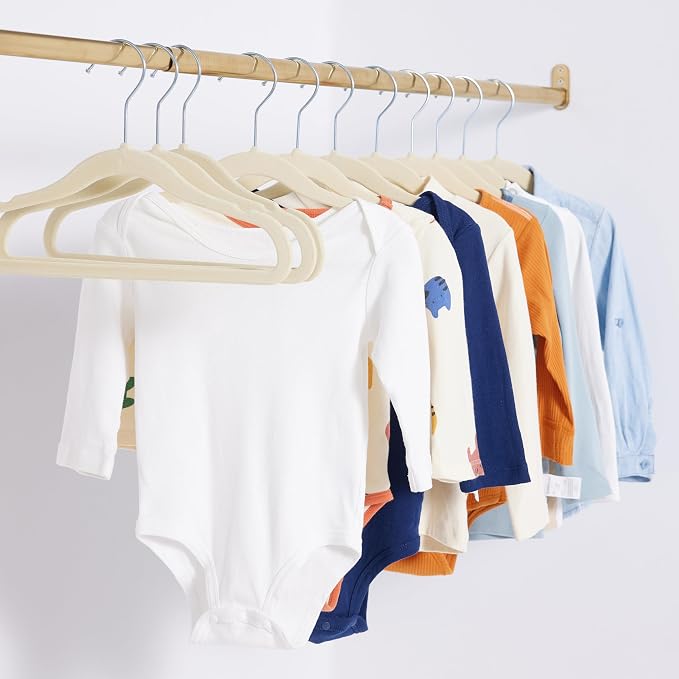 Amazon Basics Kids Space Saving Velvet Non-Slip Clothes Hangers - Image 5