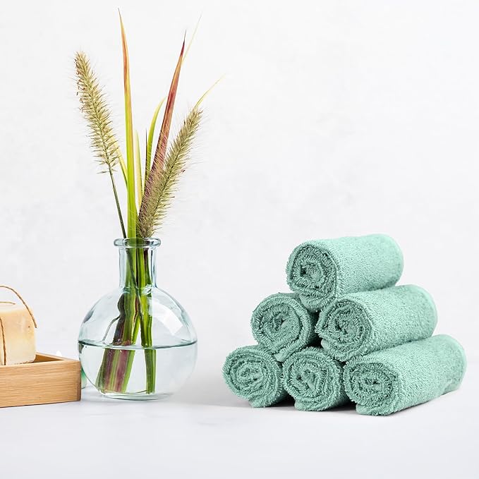 Amazon Basics Highly Absorbent, Fast Drying 100% Cotton Washcloths - Image 5