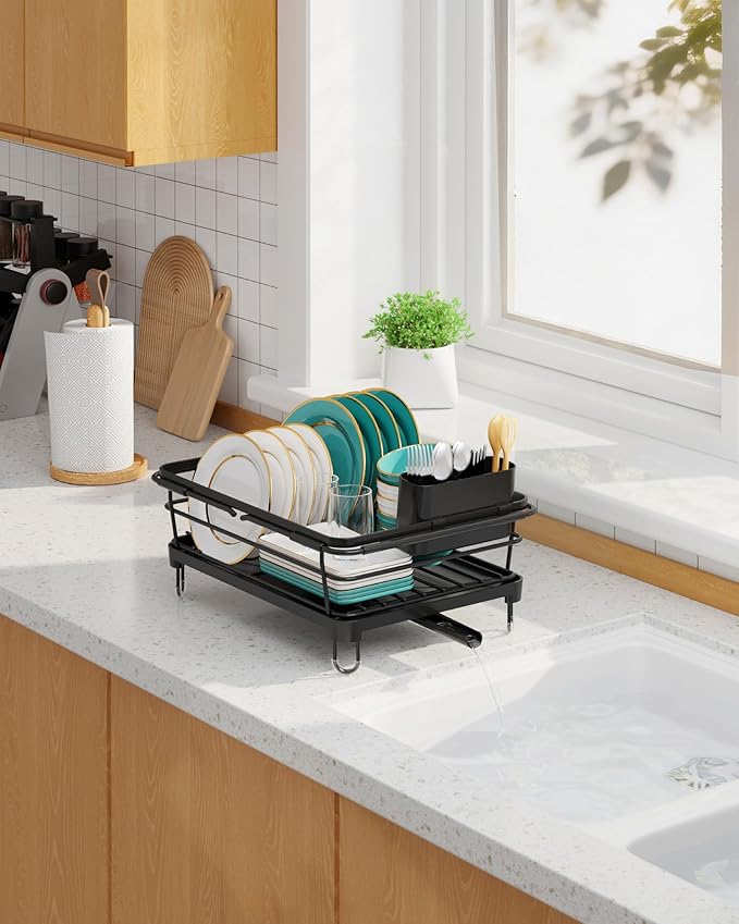 Sakugi Dish Drying Rack in Sink - Image 4
