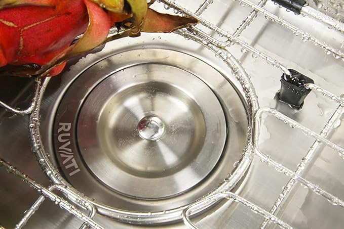 Ruvati 32-inch Low-Divide Undermount Tight Radius 50/50 Double Bowl 16 Gauge Stainless Steel Kitchen Sink - RVH7411