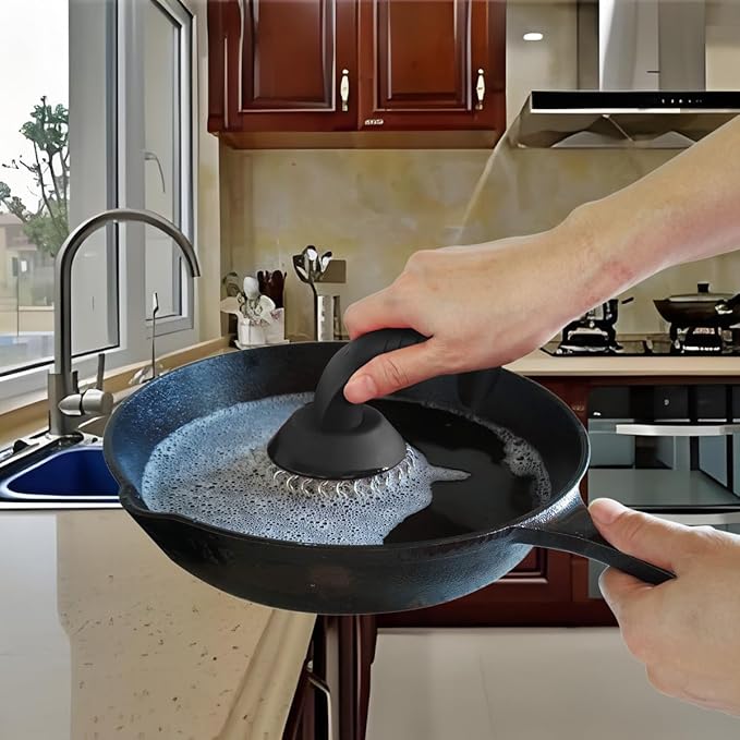 Cast Iron Scrubber with Pan Scraper & Towl, 316 Chainmail Scrubber with Long Handle, Upgraded Chain Mail Scrubber Cleaner for Grill Pan Skillet Wok Carbon Steel Dutch Oven Metal Brush (Black)