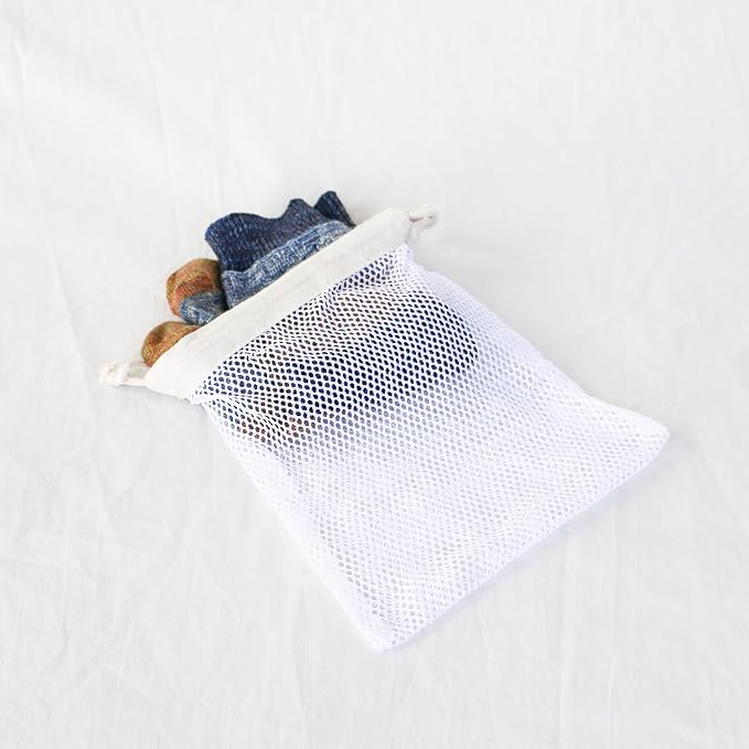 Simple Ecology Organic Cotton Mesh Laundry Bag – Medium 2-Pack - Image 5