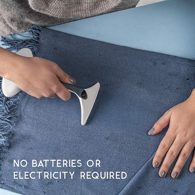 Battery-Free Fabric Shaver & Lint Brush | Ultimate Fuzz Remover Sweater Comb | - Image 3