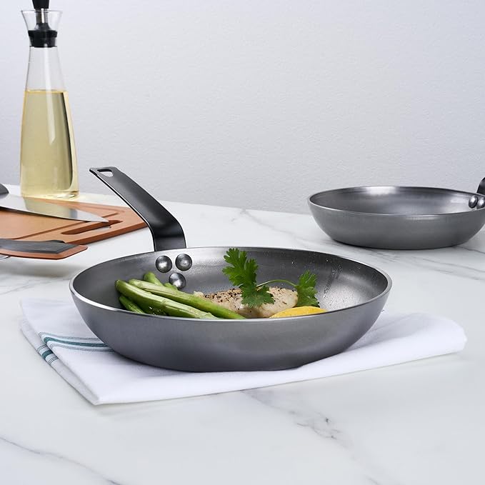 Restaurantware Fry Pan 1 Pack of 9.4 Inches Carbon Steel Non-Stick Searing Pan With Ergonomic Handle Silver For Sauteing and Omelets