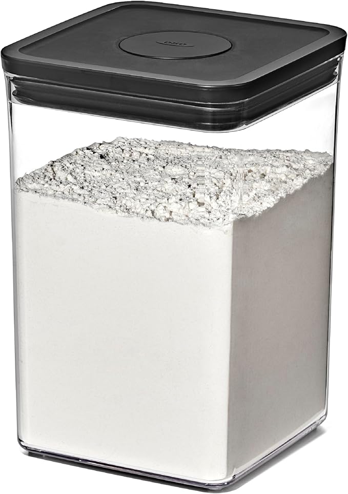 OXO Good Grips POP Container — Big Square Medium — 4.4 Qt /4.2 L — Matte Black by Unknown