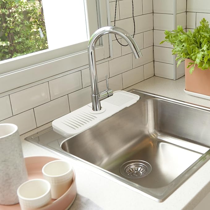 Jiozermi 14.5inch Kitchen Sink Splash Guard, Faucet Handle Drip Catcher Tray Mat - Image 6