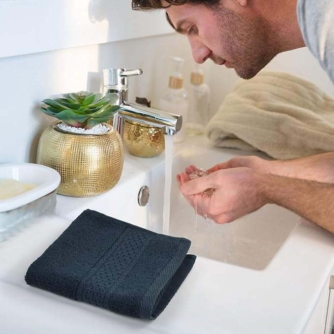 Cleanbear Extra Soft Wash Cloths - Image 6