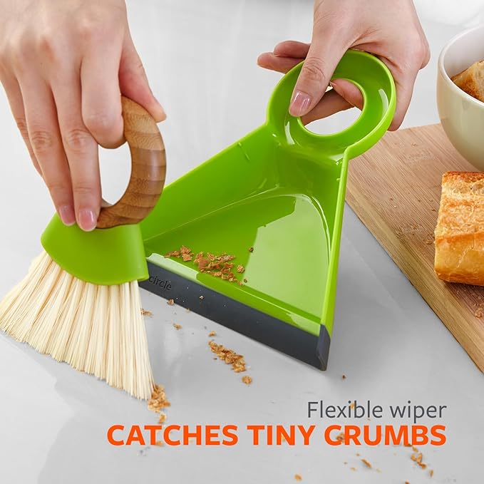 Full Circle Tiny Team Mini Brush & Dustpan Set - Image 4