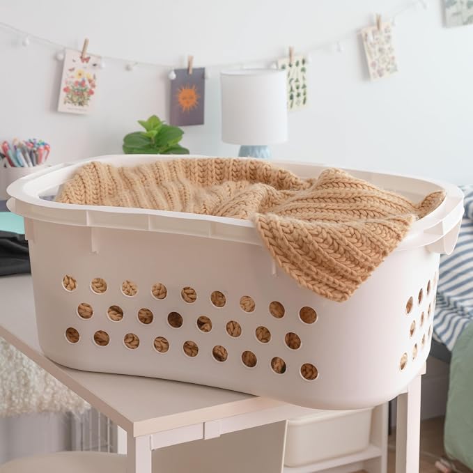 IRIS USA Laundry Basket, 51L Plastic Hip Hold Hamper, 4 Pack, 1.5 Bushel - Image 6