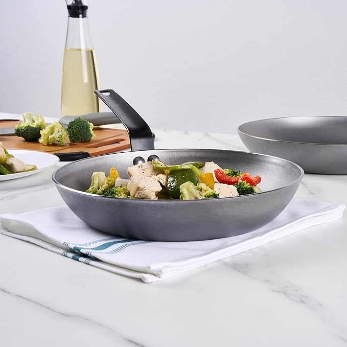 Restaurantware Fry Pan 1 Pack of 10.2 Inches Carbon Steel Non-Stick Searing Pan With Ergonomic Handle Silver For Sauteing and Omelets