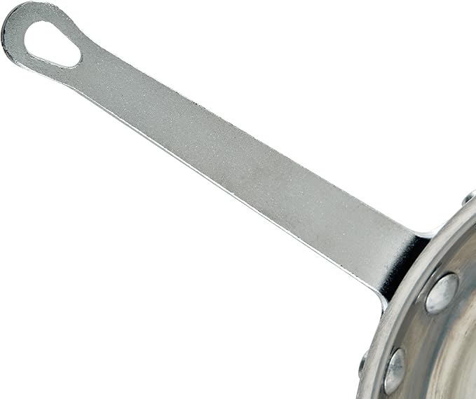 Winco Commercial-Grade Aluminium Fry Pan/Skillet, Mirror Finish, 8"