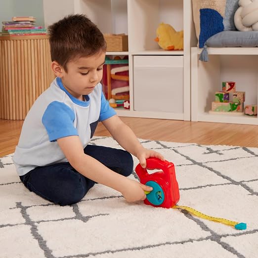 Battat Big Tape Measure Toy, Working Reel, Easy-Hold Handle Tool, 1 Piece - Image 3
