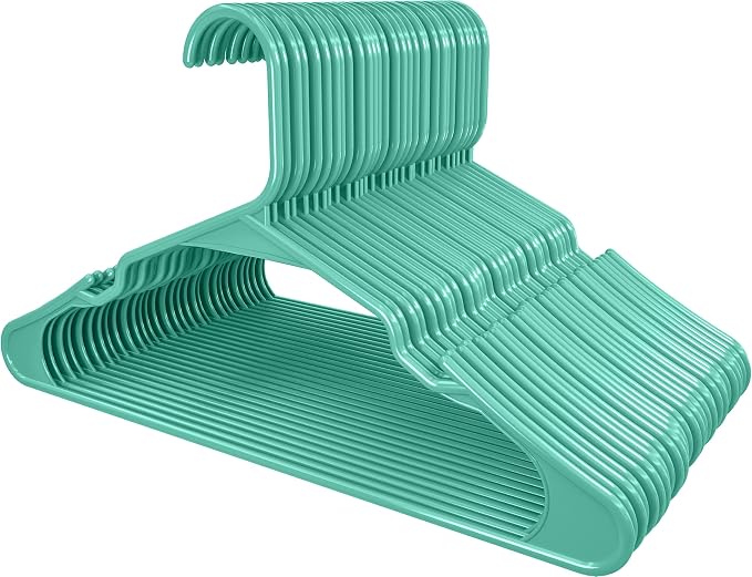 Utopia Home Plastic Hangers 100 Pack - Image 6