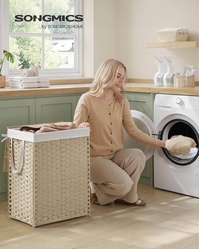 SONGMICS Laundry Hamper with Lid, 23.8 Gal Synthetic Rattan - Image 2